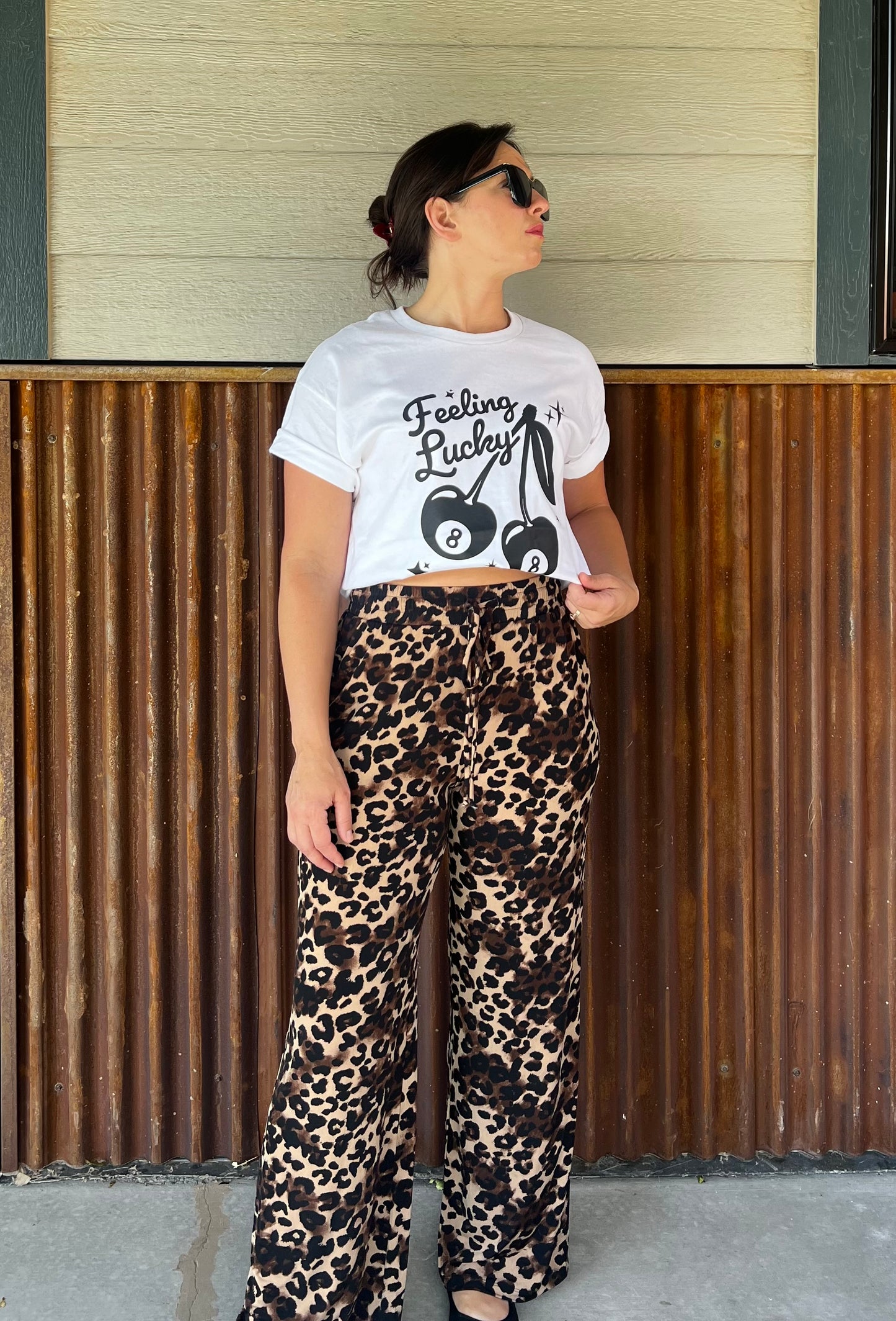 FEELING LUCKY GRAPHIC TEE