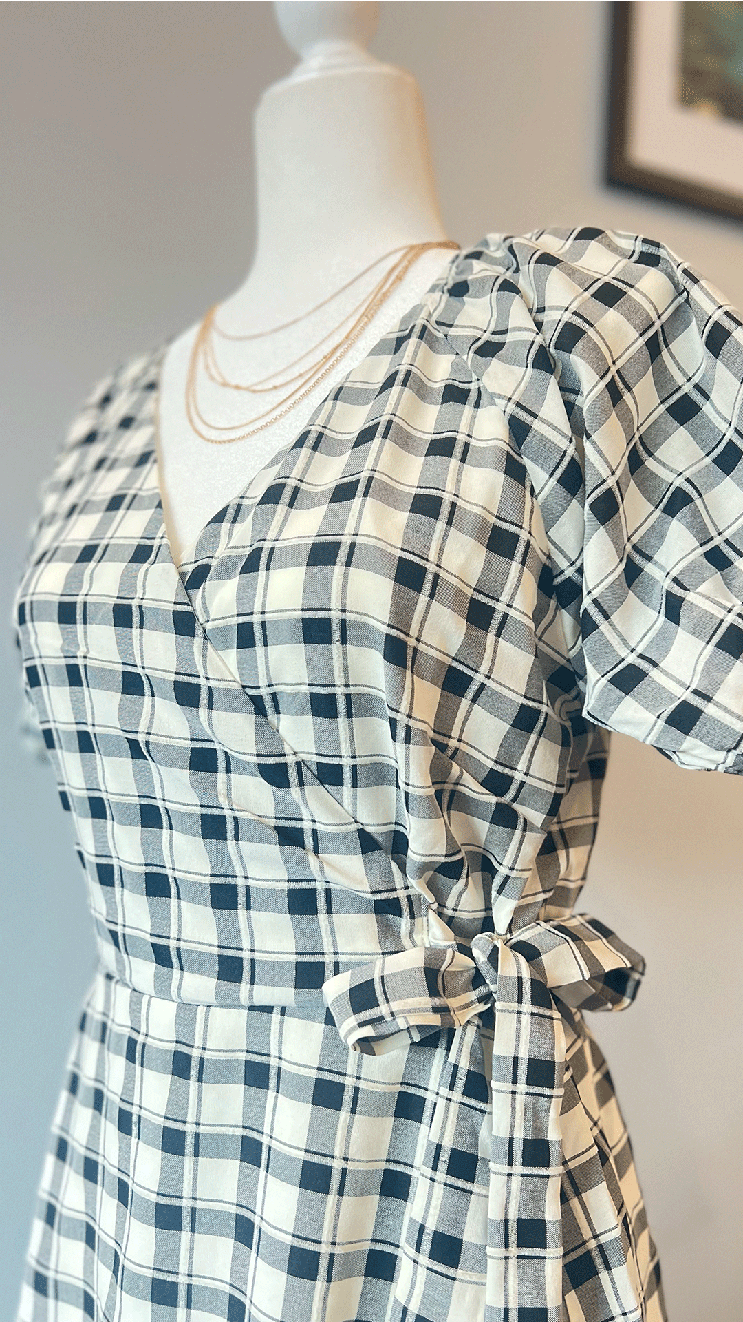 SHORT SLEEVE PLAID DRESS