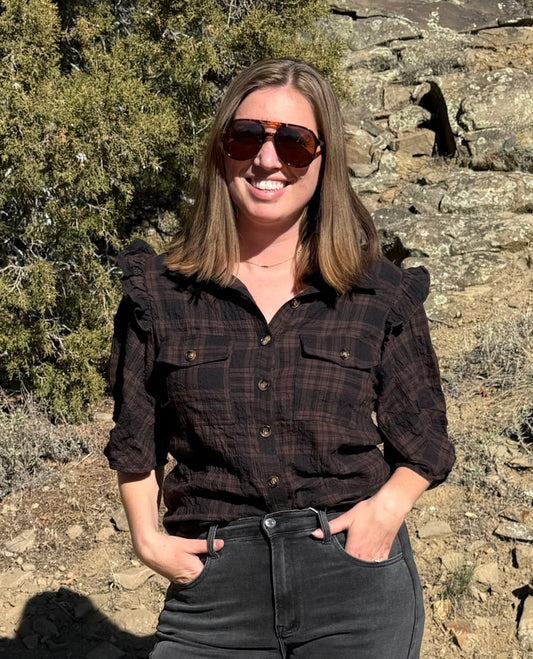 PLAID RUFFLE SHOULDER SHIRT