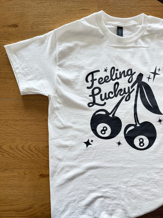FEELING LUCKY GRAPHIC TEE