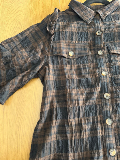 PLAID RUFFLE SHOULDER SHIRT