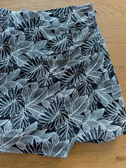 FOLIAGE PRINT SKORT