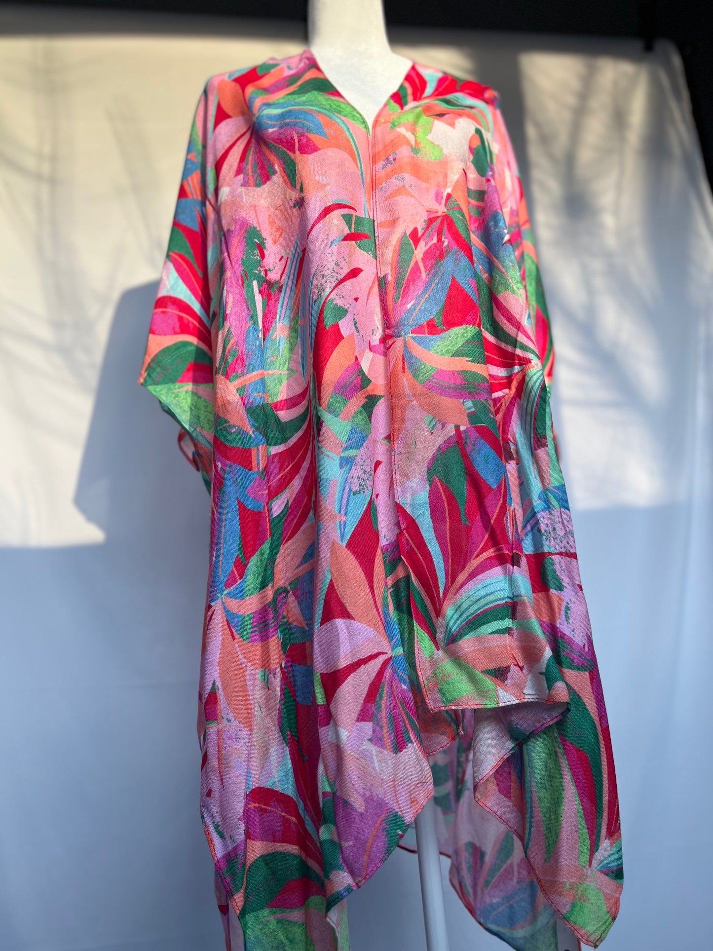 BOTANICAL FLORAL KIMONO