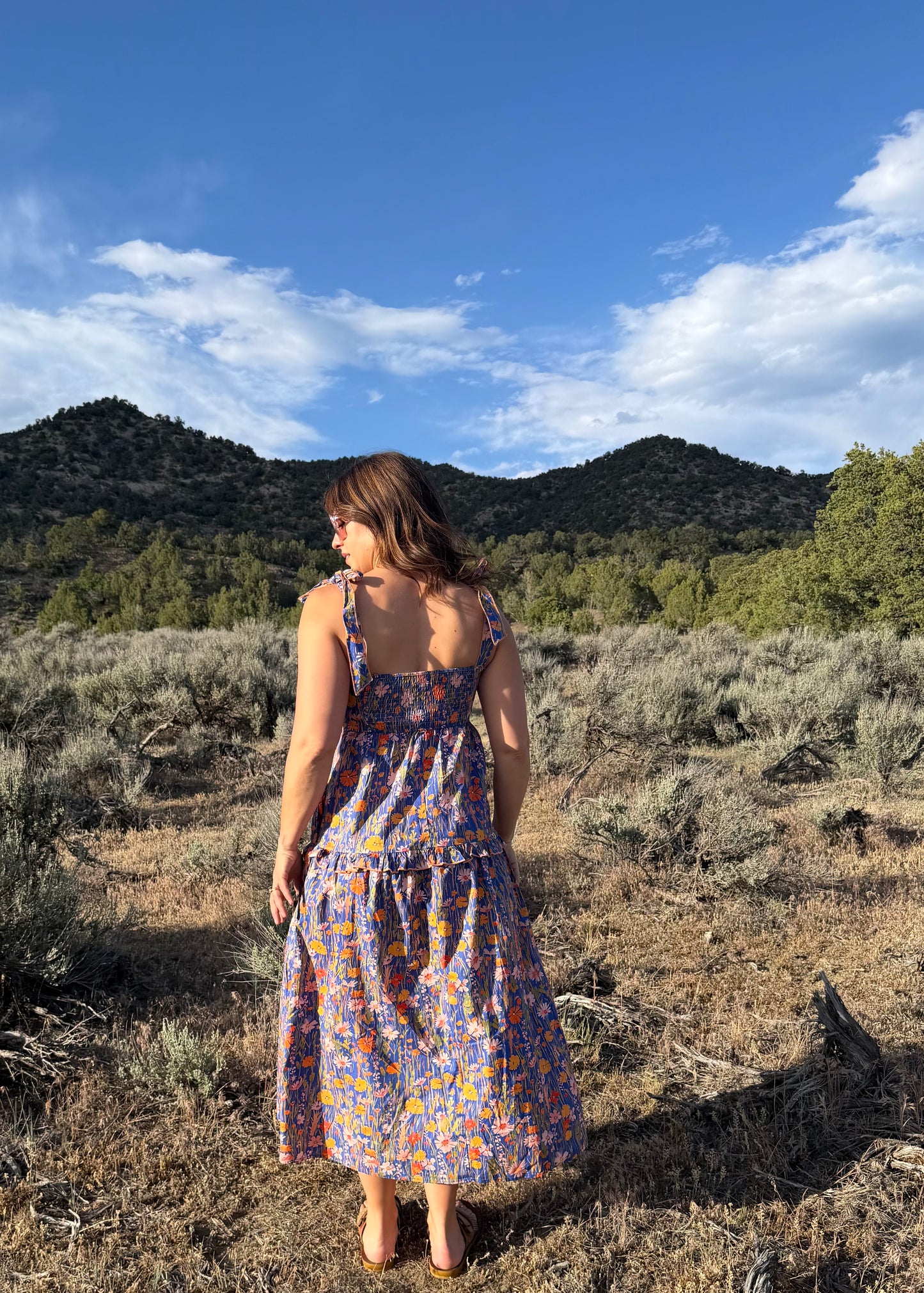 RETRO FLORAL TIERED MIDI DRESS